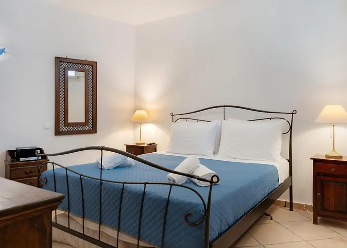 Golden Horizon Santorini Willa *