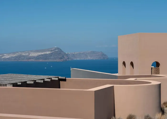 Golden Horizon Santorini Willa