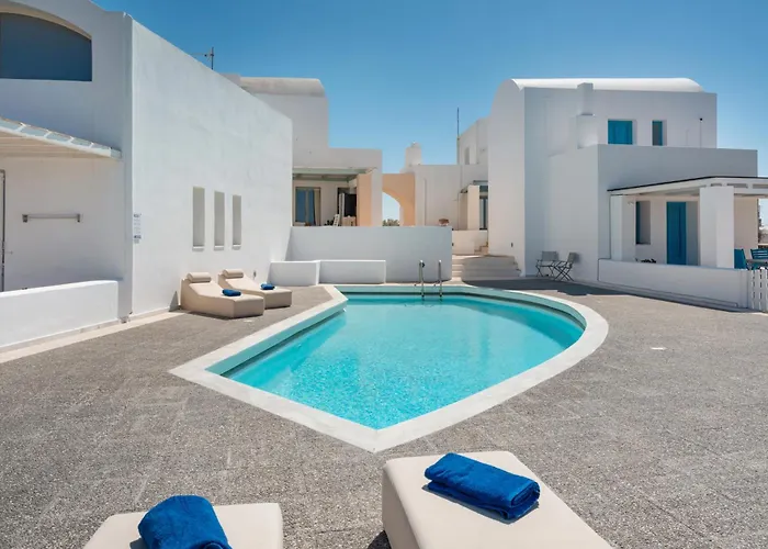 Golden Horizon Santorini Villa